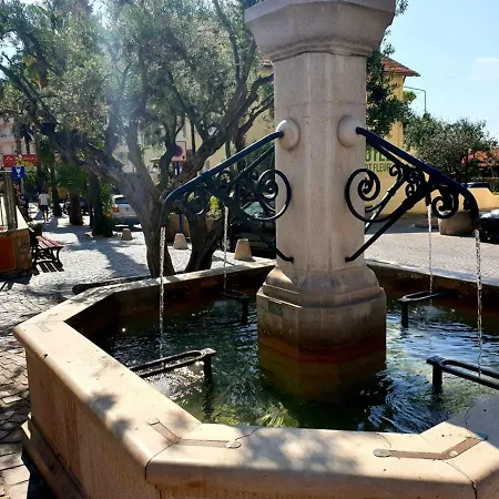 Spacieux Appt 3 Pieces Avec Terrasse Et Parking Au Lavandou - Fr-1-251-331 * Ле-Лаванду